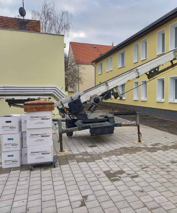 Möbellift in Rastatt für den Firmenumzug